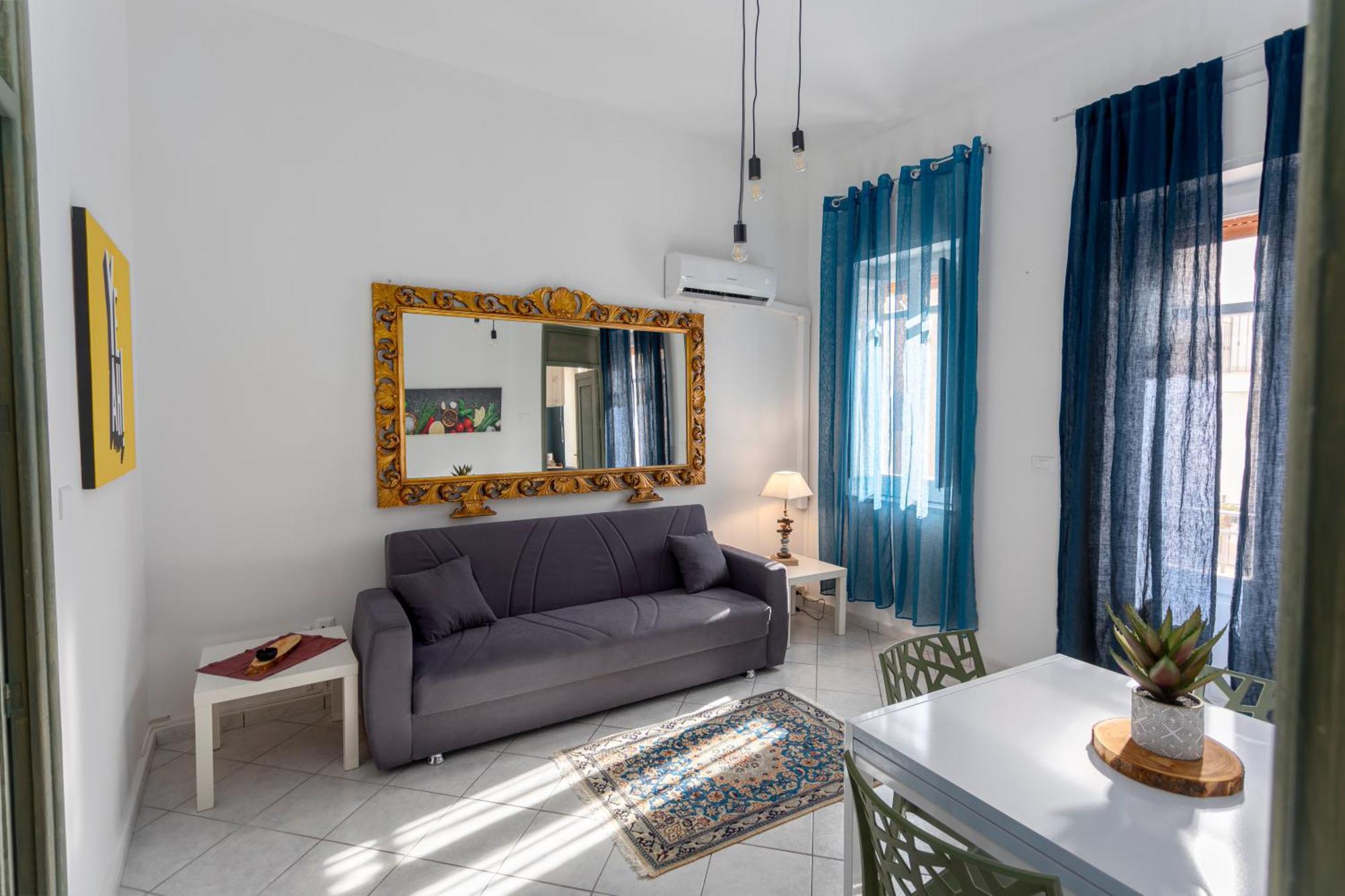 Ferienwohnung Port Island - First Floor Isola delle Femmine Exterior foto